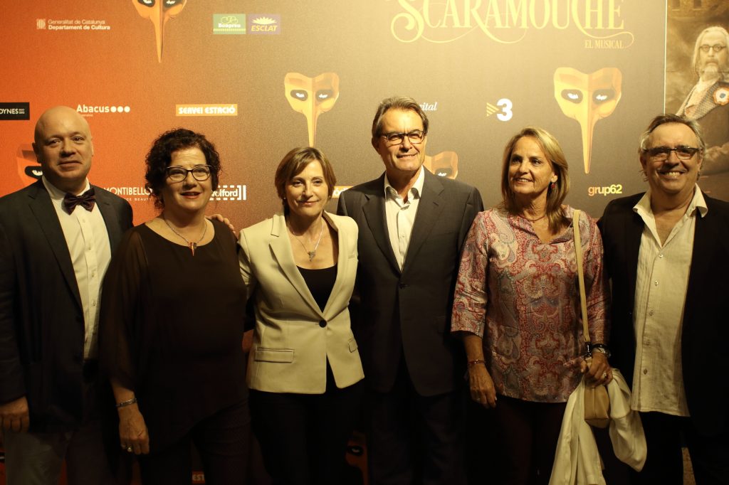 scaramouche-teatre-victoria-estreno